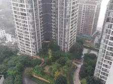 大坪 近轻轨 正规三房 朝中庭 看江