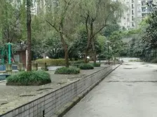 理工大学旁 清水 带入户花园 带100左右的露台 单价低