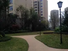 贝蒙天地单配,位置好,价格便宜,视野好。诚心出售