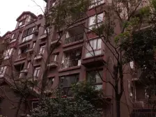 华岩新城 和泓四季A区四房95万