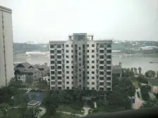 婚房 装修保持很好 标准大两房 随时看密码锁 到江边近