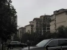 红角洲繁华地段三房,刚需手选,交通便利,急售