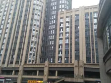 袁家岗重医、精装两房、朝小区中庭、住家安静视野开阔