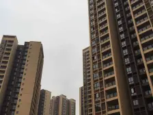 春和景明中间楼层,户型方正,采光明亮,业主诚心急售