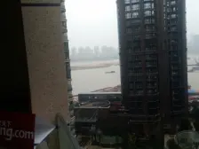 滨江一号 南北通透,采光好 周边匹套完善,,出行方便
