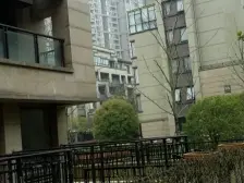 艾溪湖地铁口 绿地开发 小区环境好