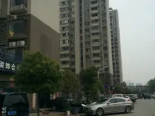 钦都豫景 装修好,环镜优美 近地铁 周边匹套完善,,出行方便