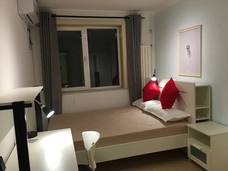 [次卧]北苑家园绣菊园 12号楼1单元