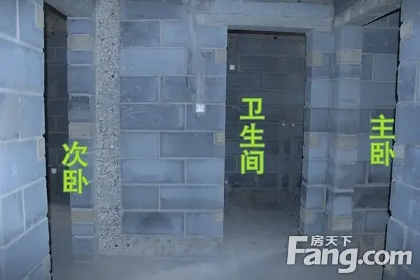 【站长评房】逸景阳光新区潜力盘，保温层铺设进行中