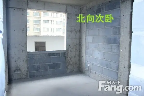 【站长评房】逸景阳光新区潜力盘，保温层铺设进行中