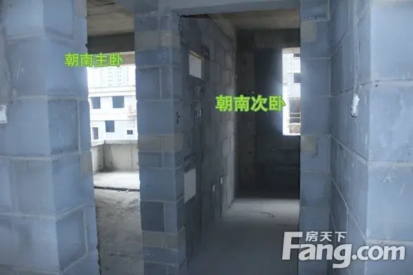 【站长评房】逸景阳光新区潜力盘，保温层铺设进行中