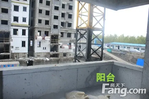 【站长评房】逸景阳光新区潜力盘，保温层铺设进行中
