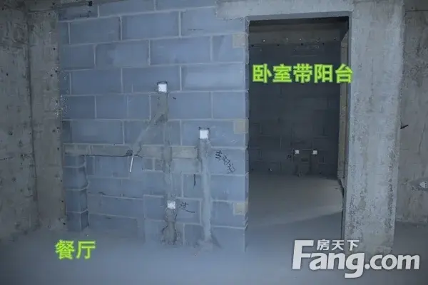 【站长评房】逸景阳光新区潜力盘，保温层铺设进行中
