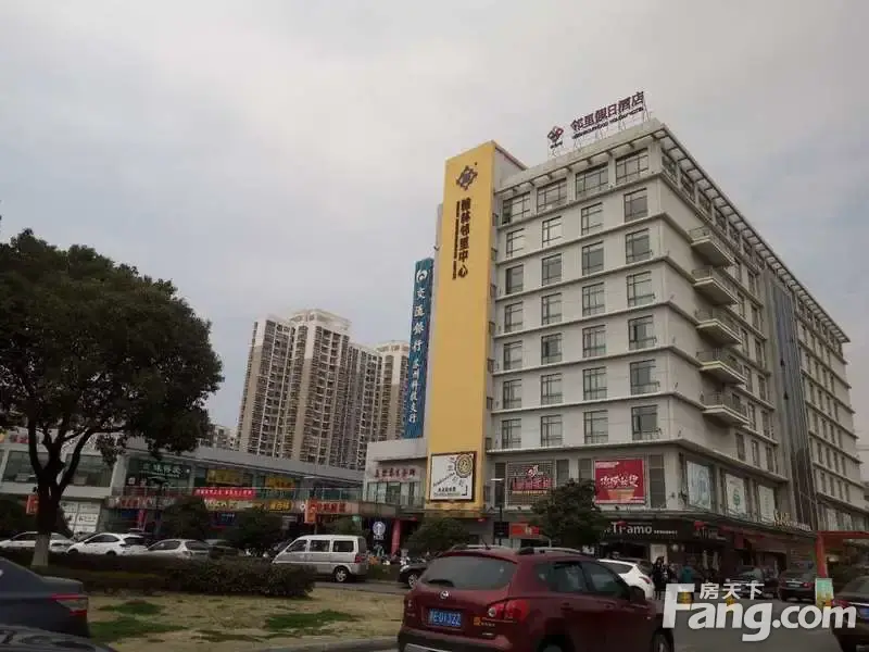 最值得海德居民骄傲的我想应该就是拥有一个大的翰林大厦邻里中心,没