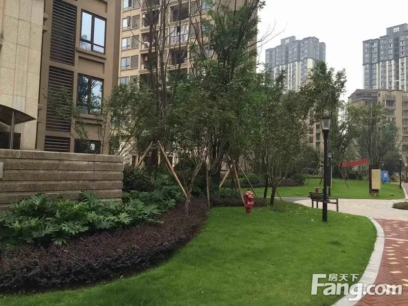 重庆巴国城怎么样 成交均价,房价走势及小区优势