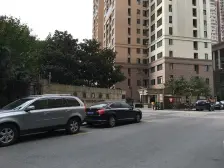 高区看陆家嘴景观+新天地旁+地铁口+满五年+3梯3户