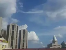 威海-中卧龙山脉 电梯好房东边户框架单价4000多