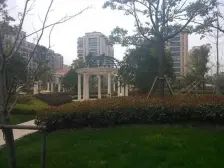 九龙仓玺园 5室1厅 南