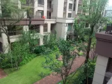 22年全新精装,看水系中庭,五房五卫,双车位。