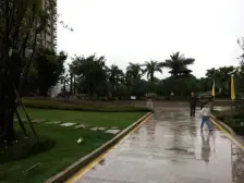 璧河名都清水四室,小区绿化好,环境幽美,户型房方正