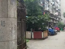 经堂巷 南北通透,采光好 装修好,环镜优美 视野好,诚心出售