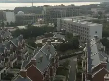 御湖国际 端户 五层别墅 带100多平米的院子