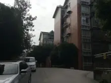 春晖路 鑫瑞乐居三房50万