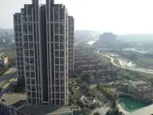 下沉式叠墅 带南北院子 带车位 诚心售 随时看