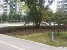 楼下就是轻轨站,配套成熟,业主诚心!,看房方便