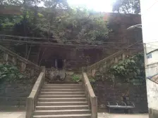 双龙轻轨站300米低总价大四房