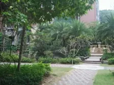 带大花园别墅物业,大社区,格局方正。