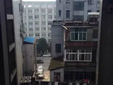 通透户型 全天太阳 精装修拎包入住