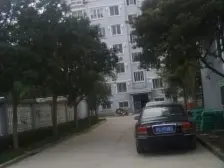 次顶楼三房,双阳台,刚需首套看过来+20平储藏室