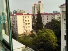 电梯房,交通便利户型和朝向好,急售,价格可谈