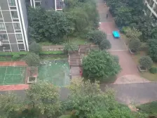 大坪商圈近轻轨次新小区精装大三房