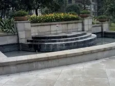 龙湖物业看保利别墅【两梯两户】看中庭 环境优美