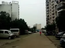 抚生佳园 南北通透,采光好 中间楼层