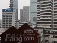 爱华龙都,楼下就是轻轨1.2号线,楼层采光好