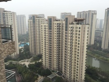 仁恒三期高区双南2房,满五年就一套,有车位,总价低